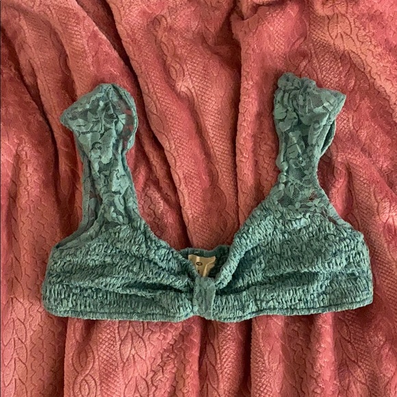 Pins & Needles Lace Top - Picture 2 of 4